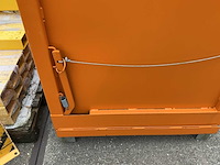 2022 bauer fb 2000 bodemklep afvalcontainer 2 m3 - afbeelding 2 van  3