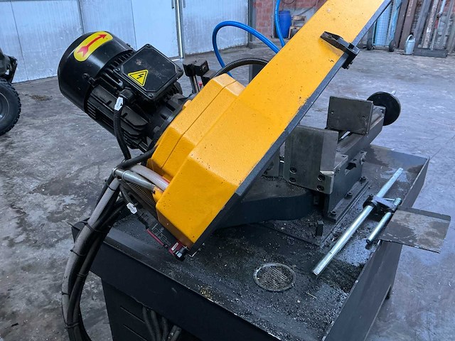 2022 bekamac bmsy 230 dgh metalen horizontale bandzaagmachine - afbeelding 5 van  10