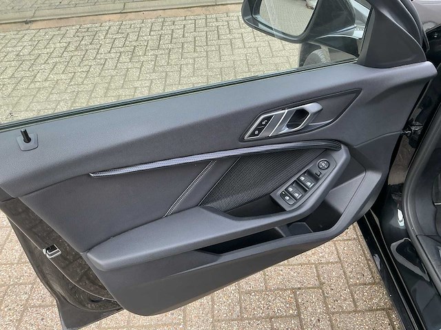 2022 bmw 116i ia personenauto - afbeelding 4 van  23