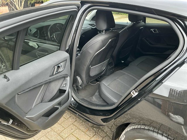2022 bmw 116i ia personenauto - afbeelding 10 van  23