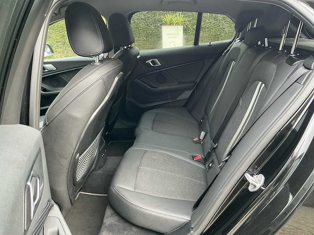 2022 bmw 116i ia personenauto - afbeelding 12 van  23