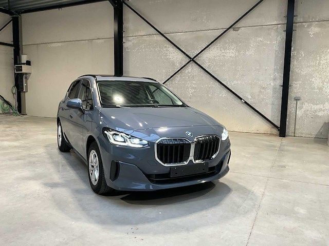 2022 bmw 218d active tourer - afbeelding 1 van  48