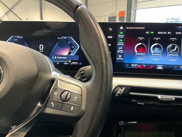 2022 bmw 218d active tourer - afbeelding 28 van  48