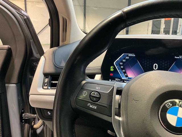 2022 bmw 218d active tourer - afbeelding 30 van  48