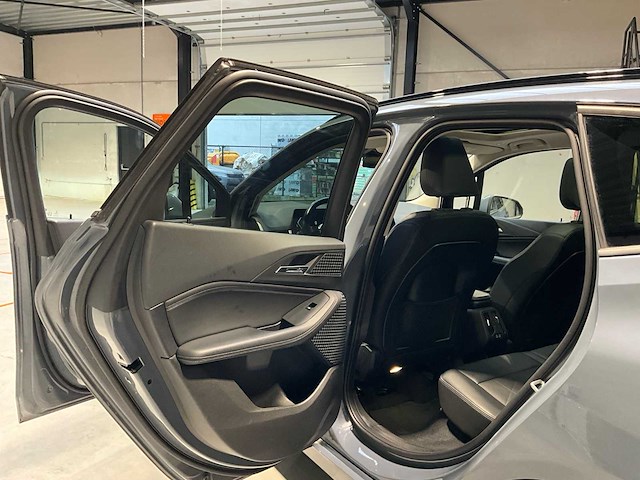 2022 bmw 218d active tourer - afbeelding 33 van  48