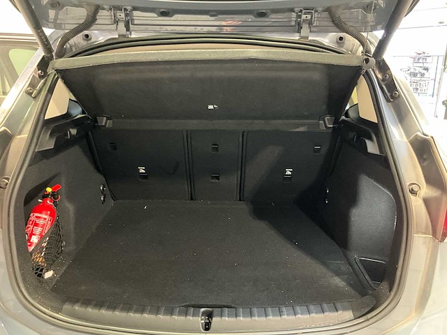 2022 bmw 218d active tourer - afbeelding 37 van  48