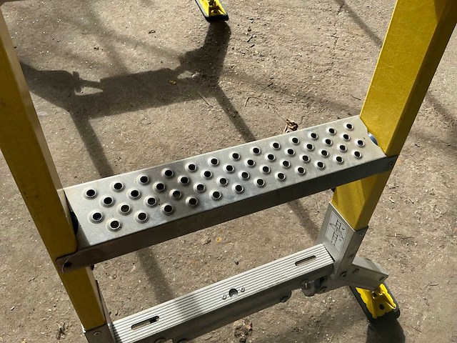 2022 branach euro master nivileerbare platformladder - afbeelding 4 van  8
