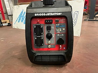 2022 briggs&stratton p2400 stroomgenerator - afbeelding 2 van  5