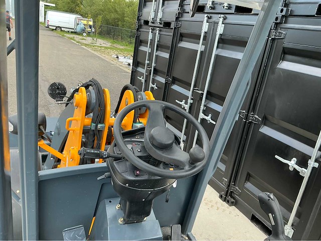 2022 bull 5040s wiellader - afbeelding 18 van  28