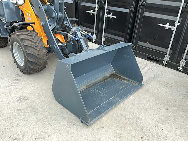 2022 bull 5040s wiellader - afbeelding 26 van  28