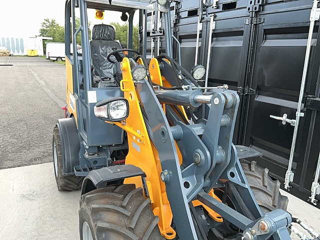 2022 bull 5040s wiellader - afbeelding 28 van  28