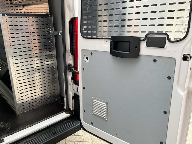 2022 citroën jumper - sortimo inrichting - omvormer 12v - webasto verwarming - afbeelding 39 van  81