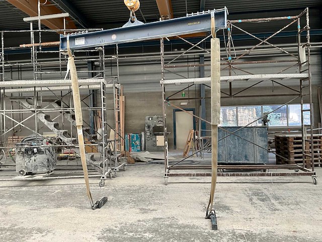 2022 claeys hijsjuk 2x1,5t - afbeelding 1 van  4