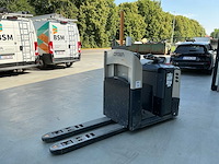 2022 crown gpc 3020 order picker