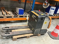 2022 crown wt 3040 overige hijs- en heftechniek, elektrische meeloop-/meerij-pallettruck (3x) - afbeelding 8 van  10