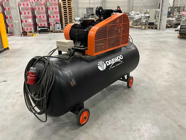 2022 daewoo daax500l schroefcompressor - afbeelding 9 van  15