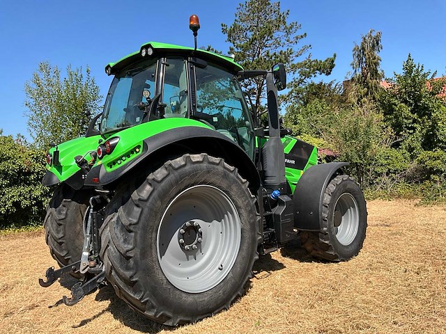 2022 deutz-fahr 6205 agrotron vierwielaangedreven landbouwtractor - afbeelding 12 van  14