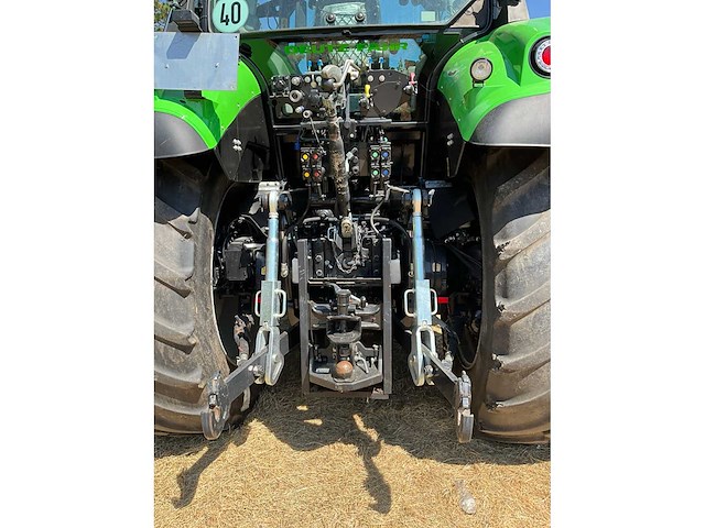 2022 deutz-fahr 6205 agrotron vierwielaangedreven landbouwtractor - afbeelding 11 van  32