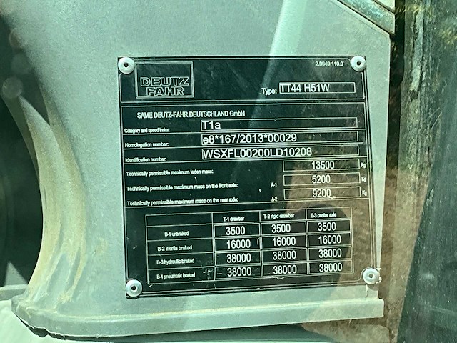 2022 deutz-fahr 6205 agrotron vierwielaangedreven landbouwtractor - afbeelding 17 van  32