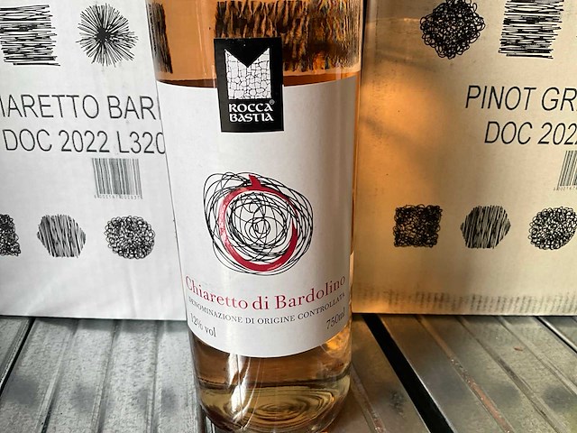 2022 diverse wijnen - afbeelding 2 van  6