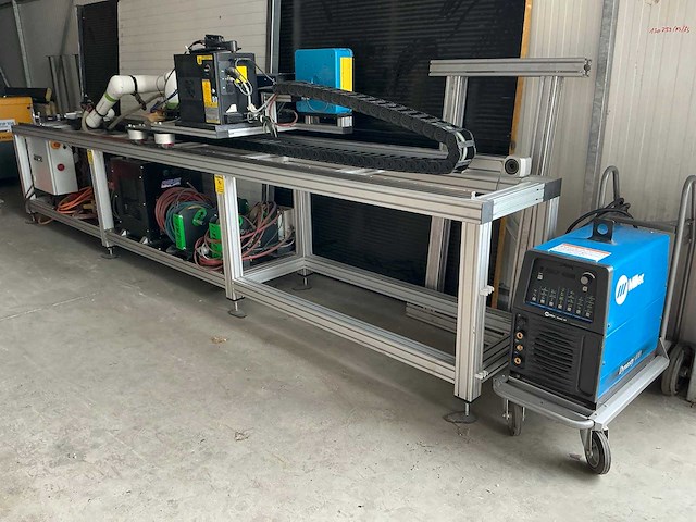2022 fanuc crx-10ia/l lasrobot - afbeelding 11 van  12