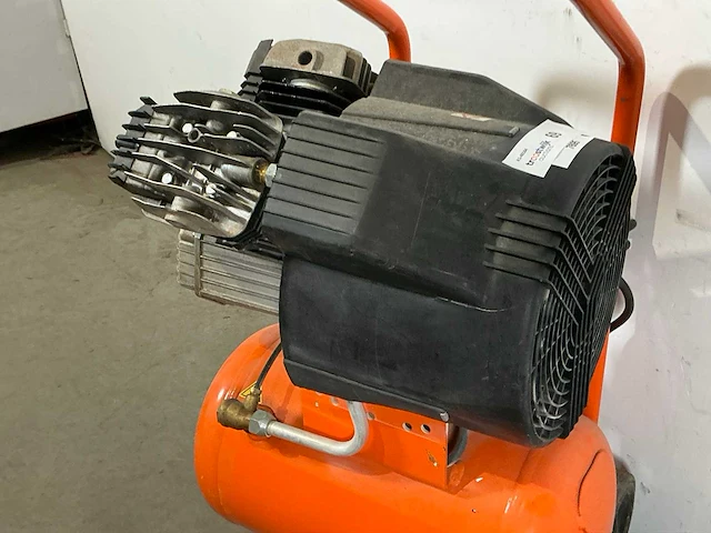 2022 fiac fv 304-20 compressor 400/20l - afbeelding 2 van  6