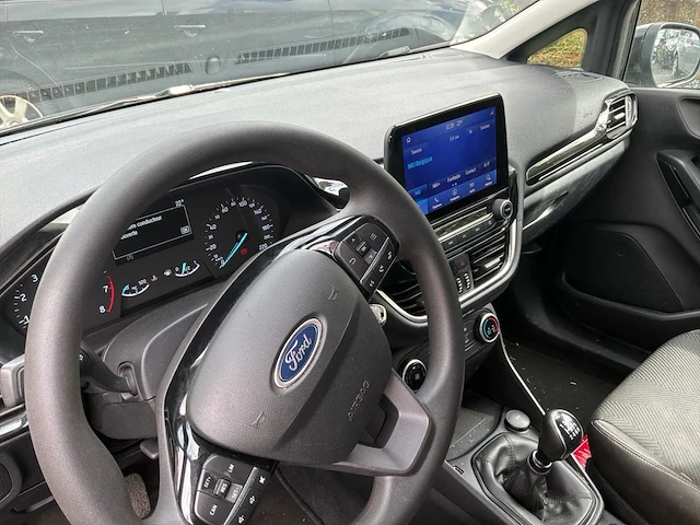 2022 ford fiesta auto 1.0 ecoboost mhev – 125 pk – 2022 – 99.858 km – benzine hybride klaar om te registreren - afbeelding 18 van  32