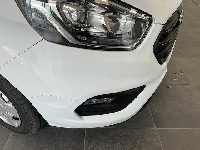 2022 ford transit custom 2.0 tdci 300 l2 trend lichte vrachtwagen - afbeelding 5 van  26