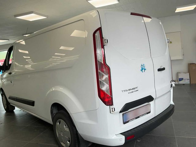 2022 ford transit custom 2.0 tdci 300 l2 trend lichte vrachtwagen - afbeelding 7 van  9