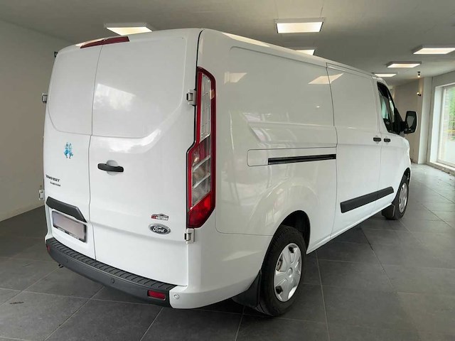 2022 ford transit custom 2.0 tdci 300 l2 trend lichte vrachtwagen - afbeelding 8 van  9