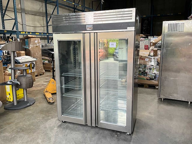 2022 ggm gastro tf1400ndg vitrinediepvries - afbeelding 1 van  9