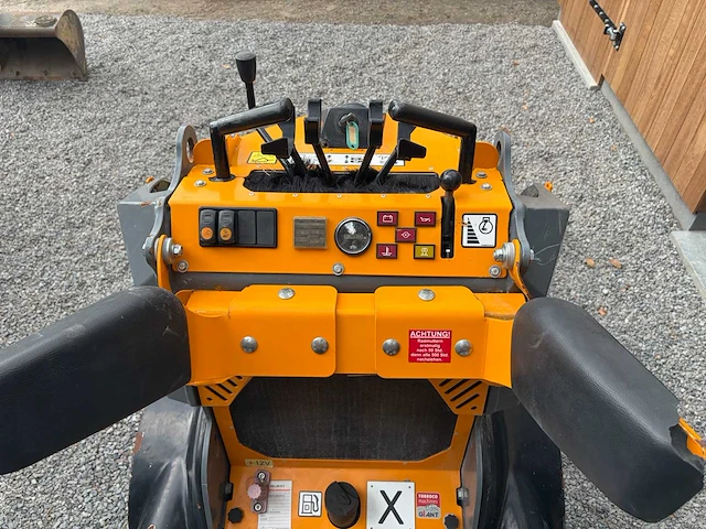 2022 giant sk201d shovel - afbeelding 10 van  10