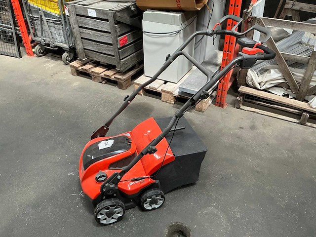 2022 husqvarna s138i accu verticuteermachine - afbeelding 5 van  11