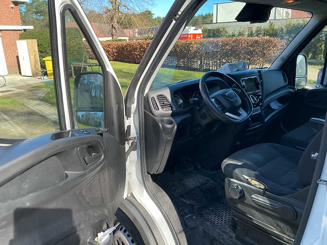 2022 iveco daily bestelbus personenauto - afbeelding 7 van  26