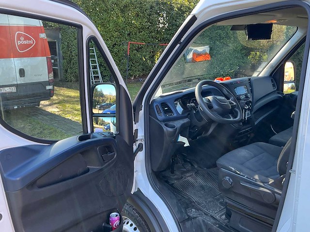 2022 iveco daily bestelbus personenauto - afbeelding 10 van  28