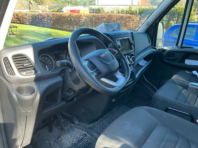 2022 iveco daily bestelbus personenauto - afbeelding 9 van  26