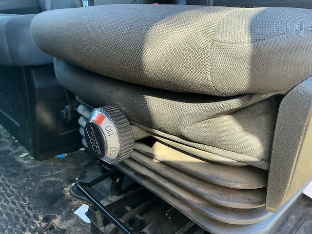 2022 iveco daily bestelbus personenauto - afbeelding 15 van  26