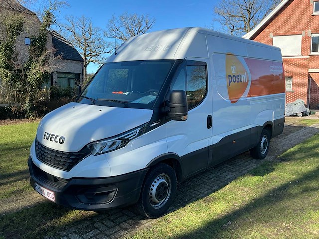2022 iveco daily bestelbus personenauto - afbeelding 1 van  28