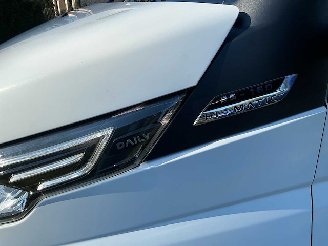 2022 iveco daily bestelbus personenauto - afbeelding 20 van  28