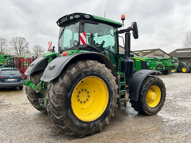 2022 john deere 6r230 vierwielaangedreven landbouwtractor - afbeelding 19 van  23