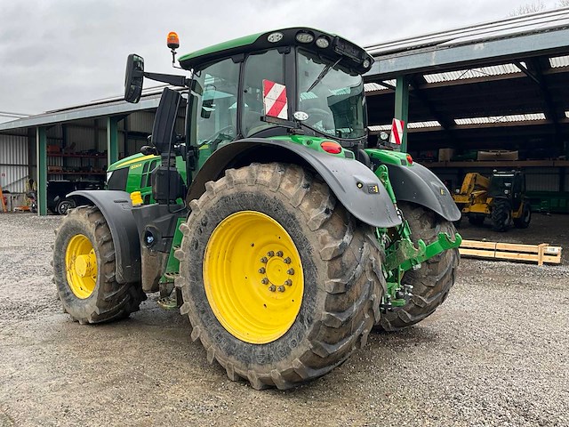 2022 john deere 6r230 vierwielaangedreven landbouwtractor - afbeelding 21 van  23