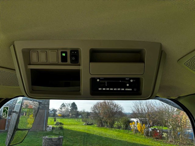 2022 john deere 8r 310 4wd landbouwtractor - afbeelding 28 van  47