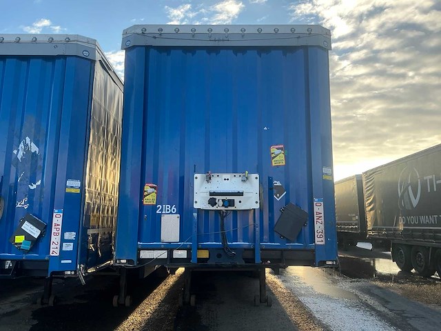 2022 krone sd semi-zeiltrailer - afbeelding 2 van  23