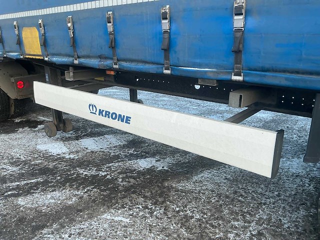2022 krone sd semi-zeiltrailer - afbeelding 15 van  18