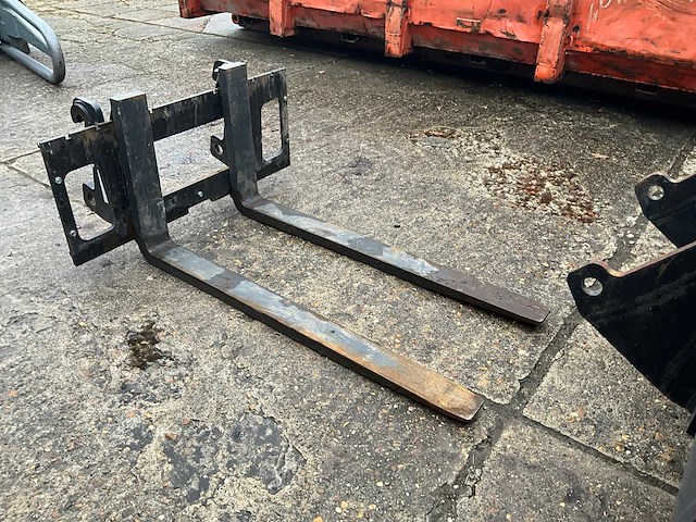 2022 kubota pv-2a-1200 vorkenbord - afbeelding 2 van  6