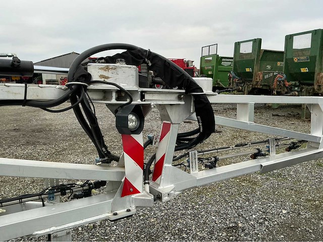 2022 kuhn artec evo 5000 l spuit - afbeelding 20 van  75