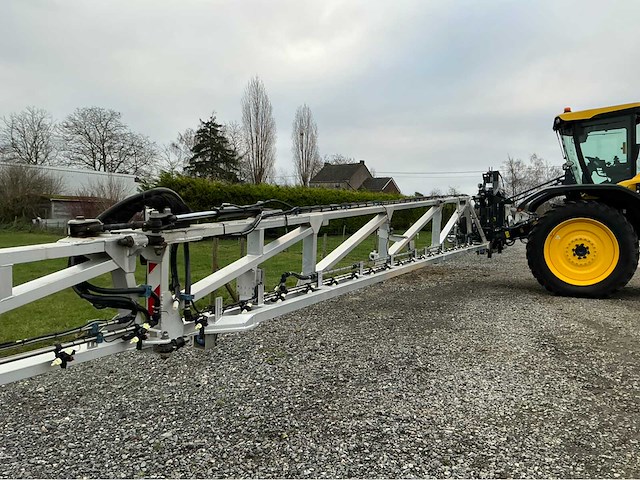 2022 kuhn artec evo 5000 l spuit - afbeelding 22 van  75