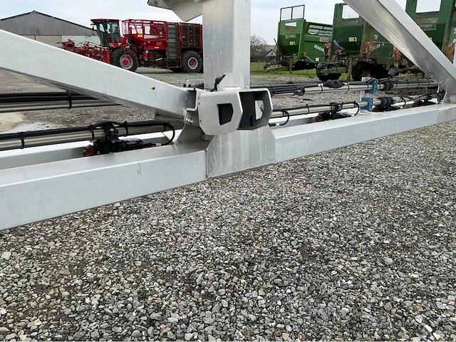 2022 kuhn artec evo 5000 l spuit - afbeelding 29 van  75