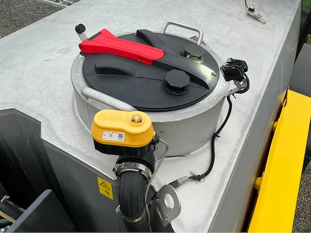 2022 kuhn artec evo 5000 l spuit - afbeelding 39 van  75