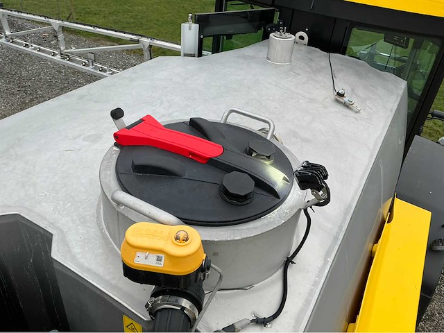 2022 kuhn artec evo 5000 l spuit - afbeelding 46 van  75